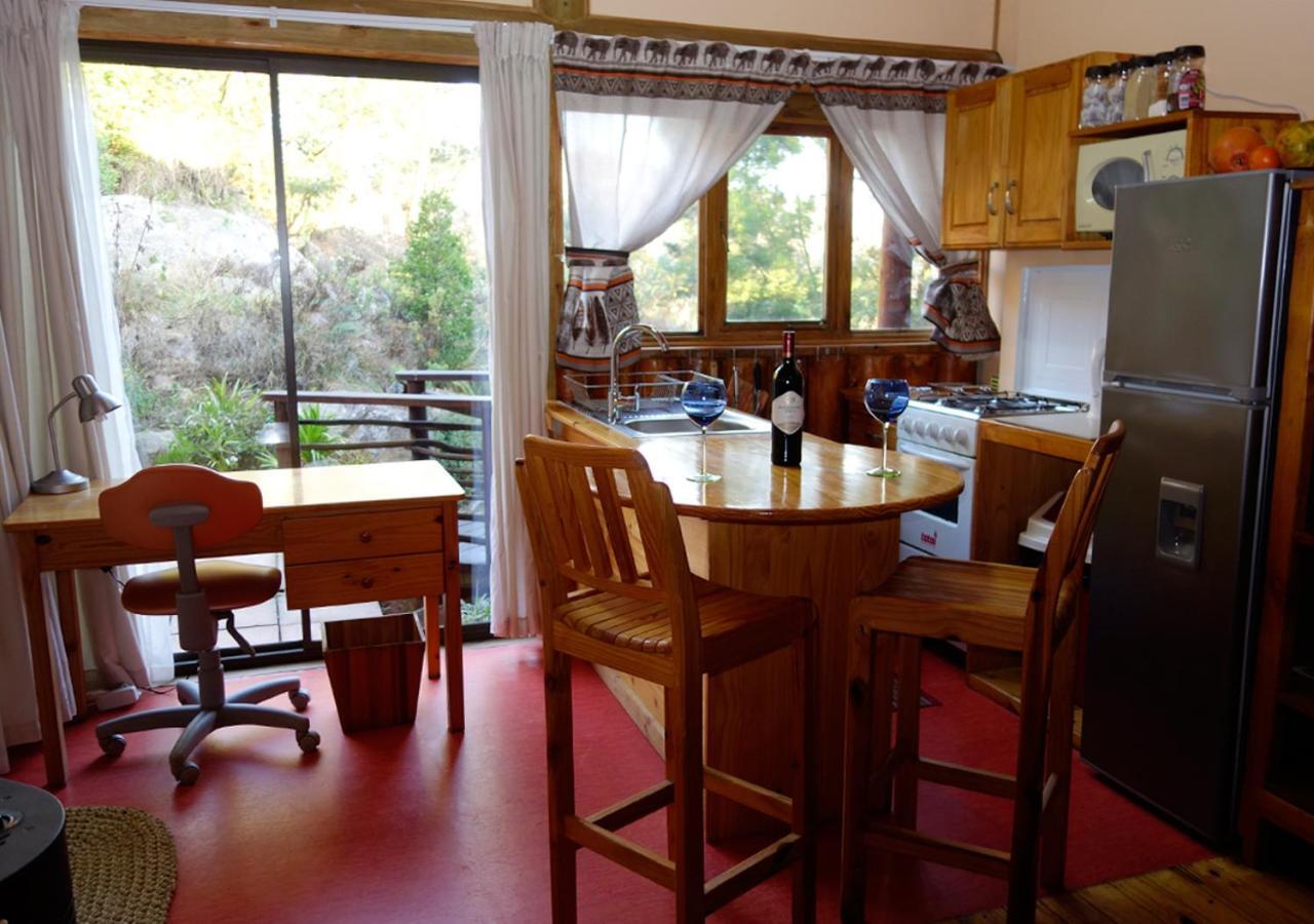 Veki'S Village Cottages ムババーネ エクステリア 写真